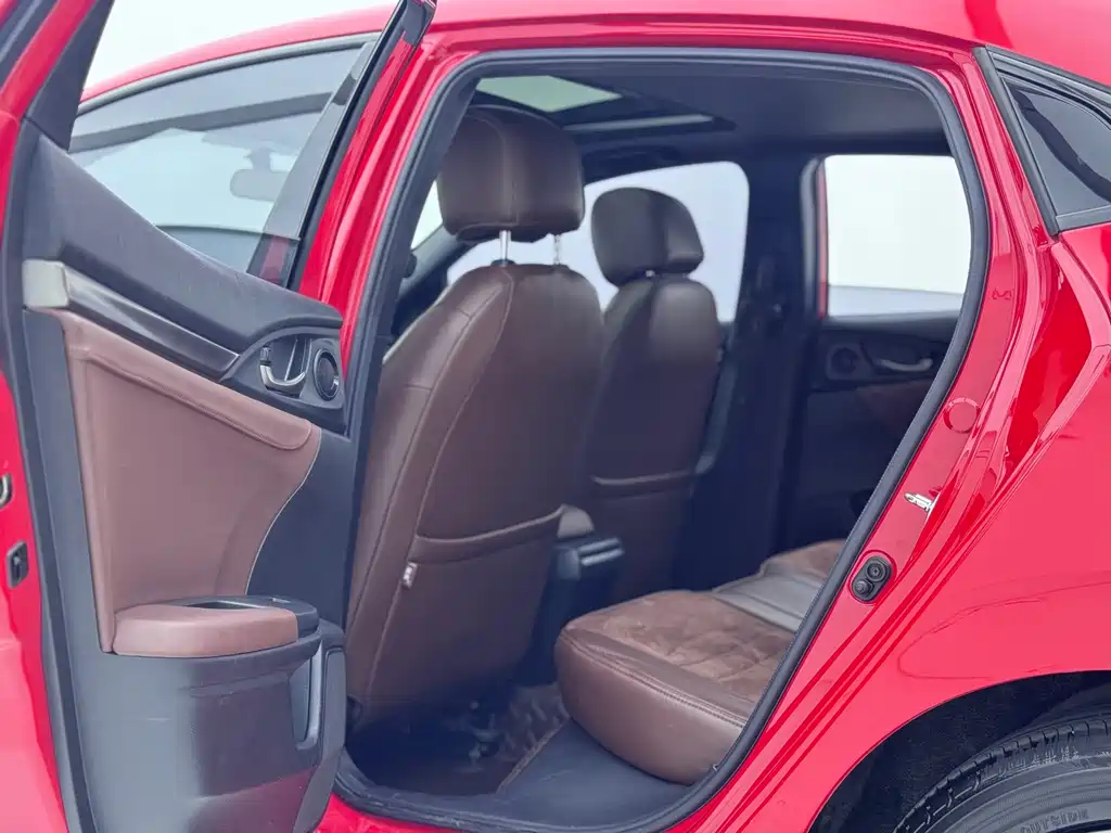 Honda Civic — миниатюра 6