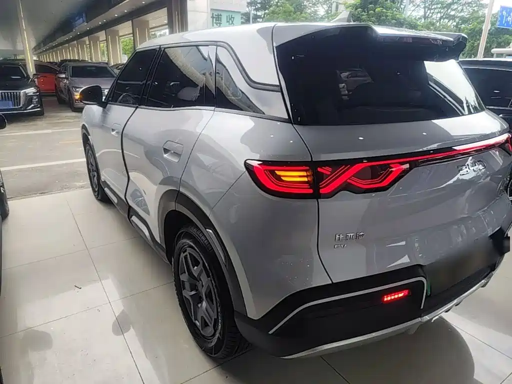 BYD Yuan UP — миниатюра 5