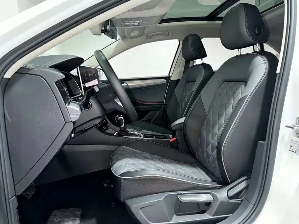 Volkswagen Sagitar — миниатюра 7