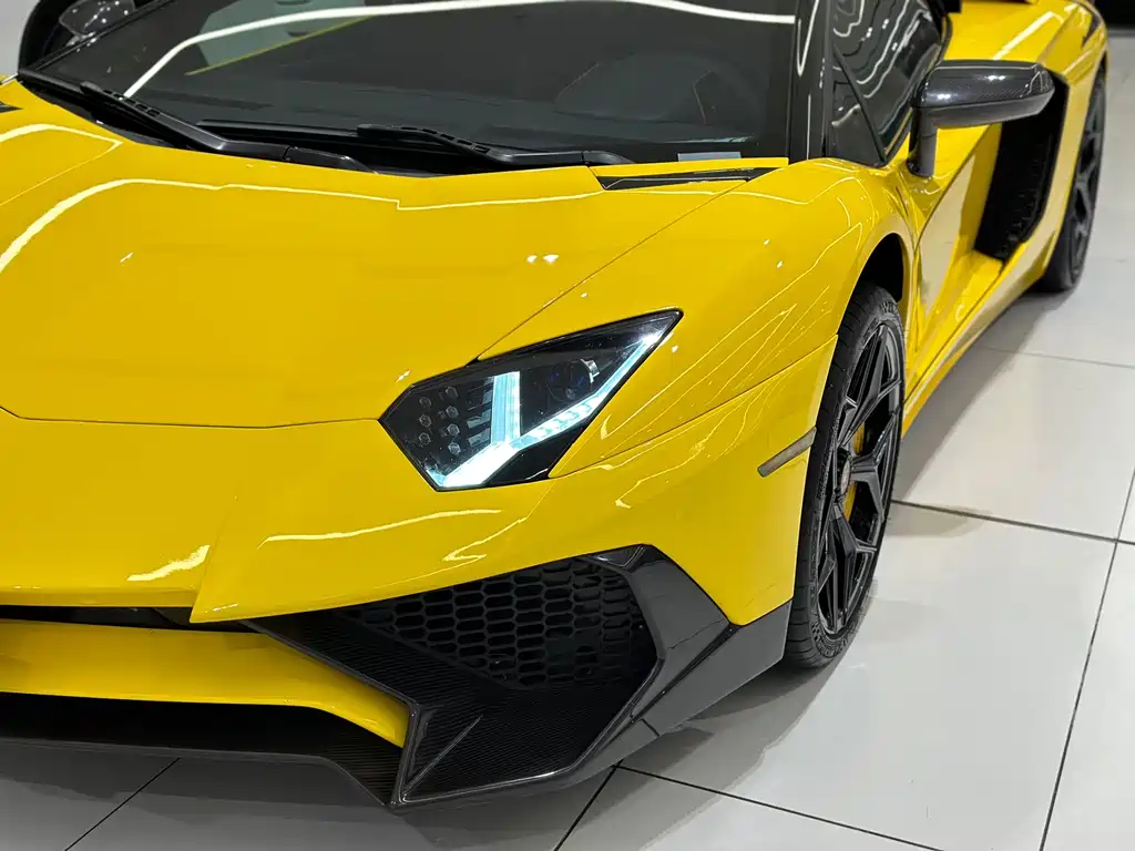 Lamborghini Aventador 2011 LP 700-4