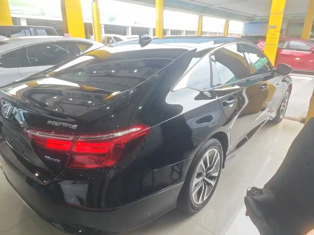 Honda Inspire — миниатюра 7