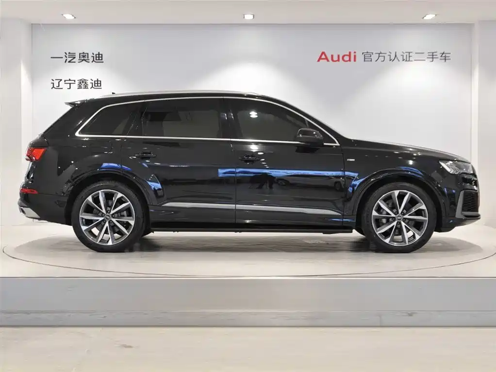 Audi Q7 2020 55 TFSI quattro S line Sport
