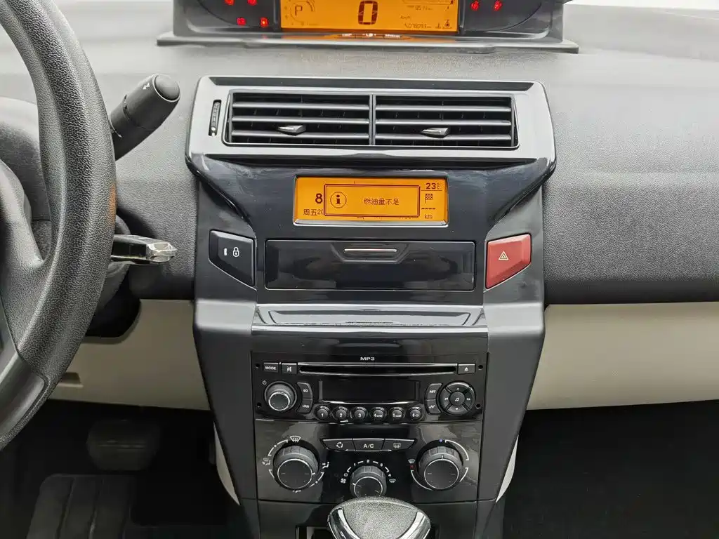 Citroen C-Quatre — миниатюра 12