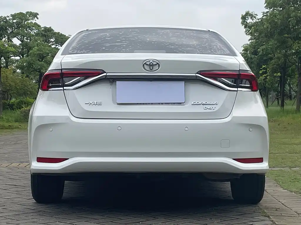 Toyota Corolla — миниатюра 11