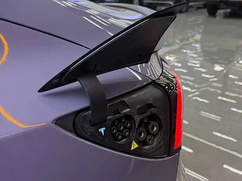 Tesla Model 3 — миниатюра 13