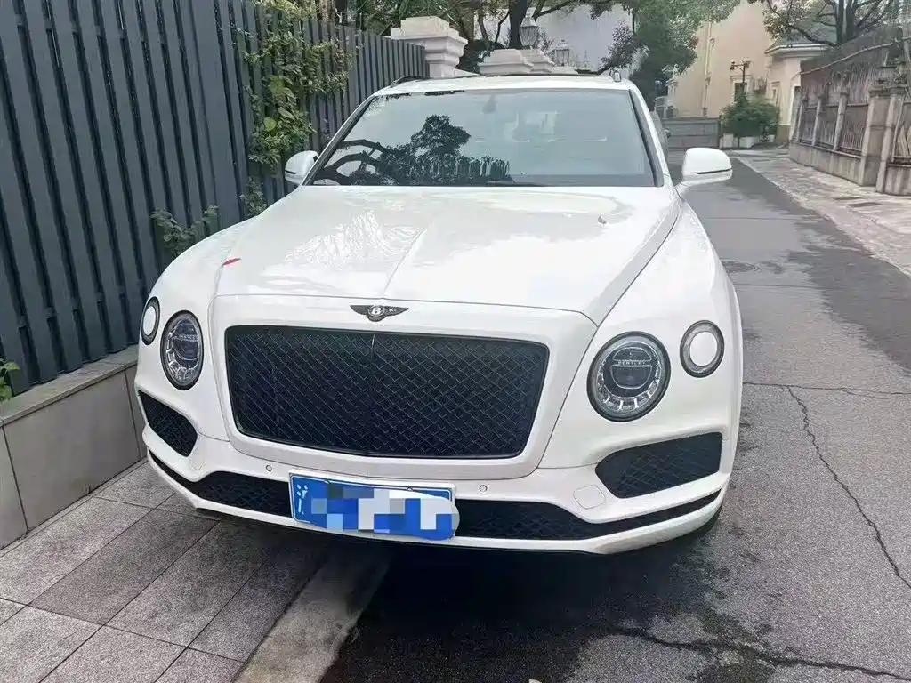 Купить Bentley Bentayga
