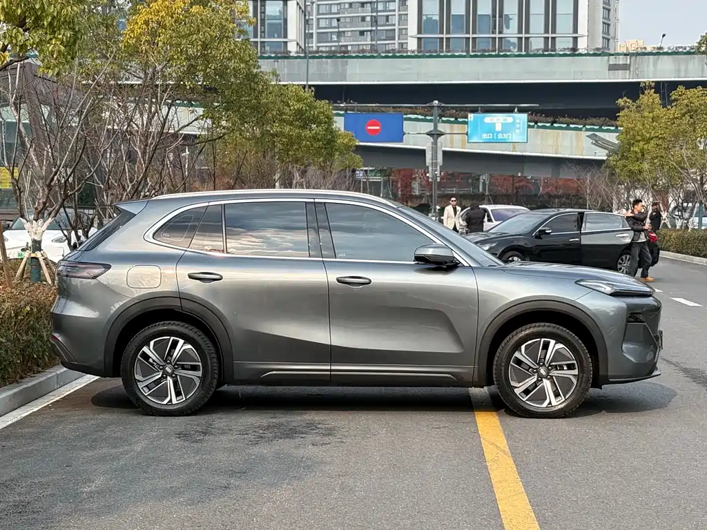 GEELY GALAXY GALAXY STARSHIP 7 EM I