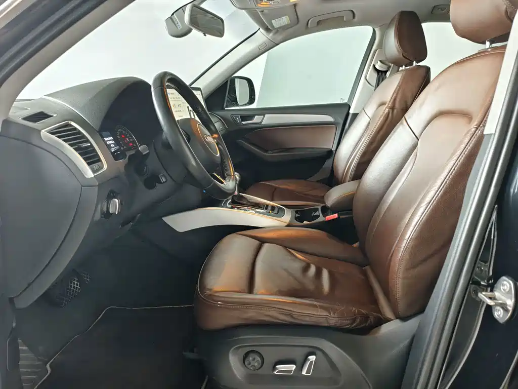 Audi Q5 — миниатюра 12