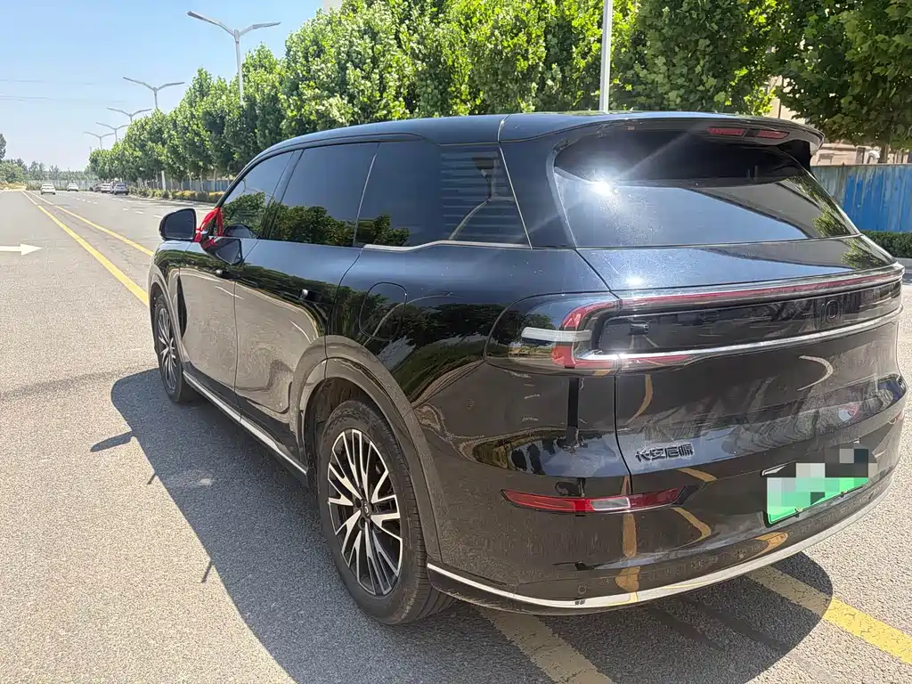 Changan Q07 2025 215 Flagship