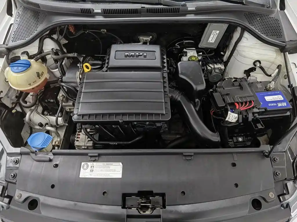 Volkswagen Santana — миниатюра 6