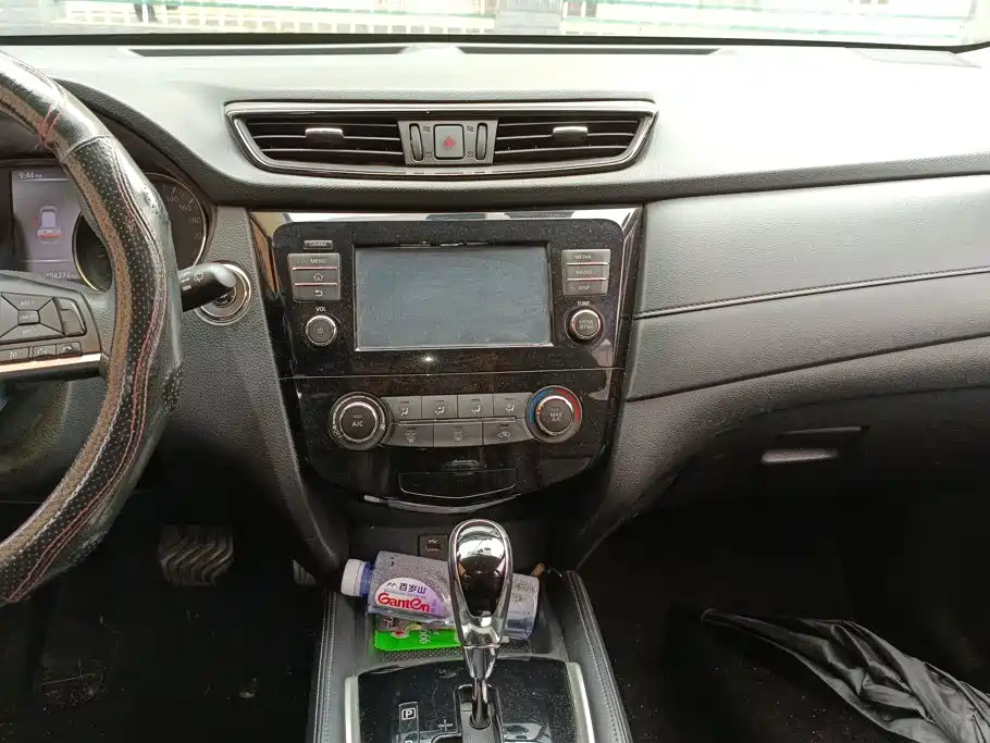 Nissan X-Trail — миниатюра 13