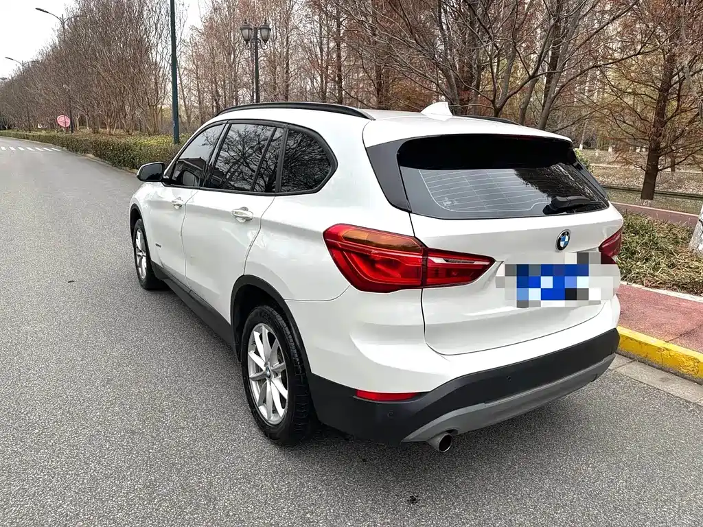 BMW X1 — миниатюра 6