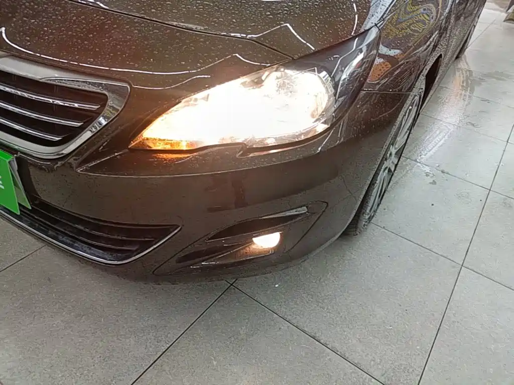 Peugeot 408 — миниатюра 24