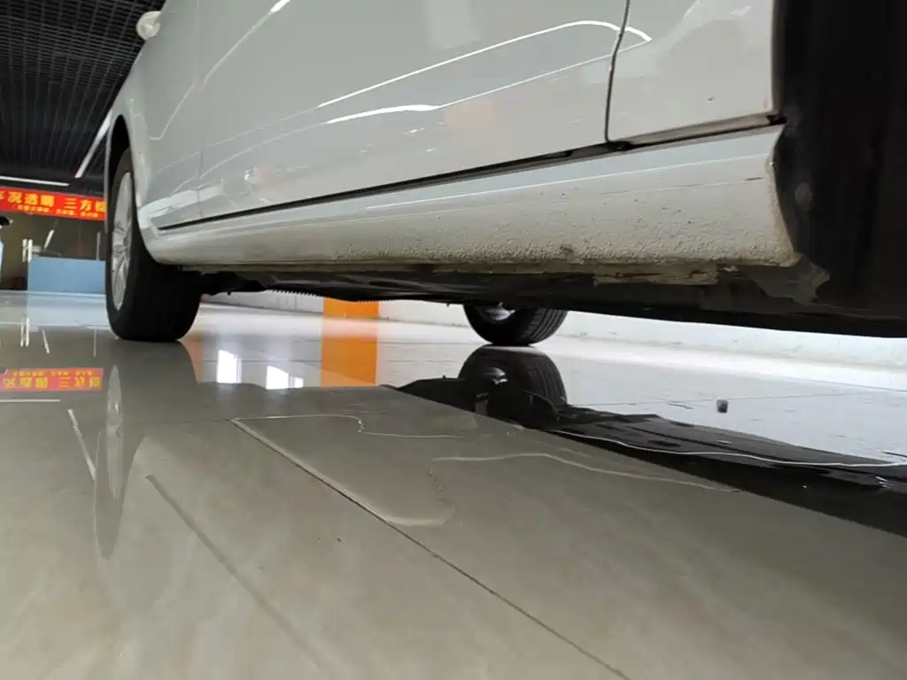 Volkswagen Golf — миниатюра 21