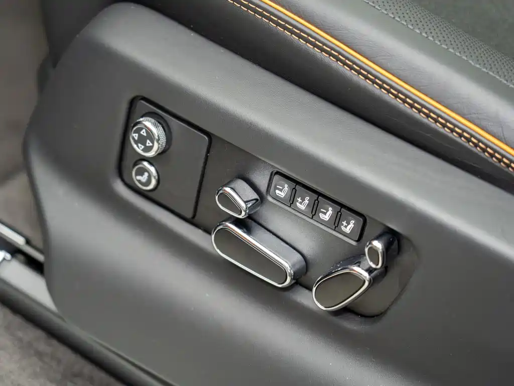 Bentley Bentayga — миниатюра 11