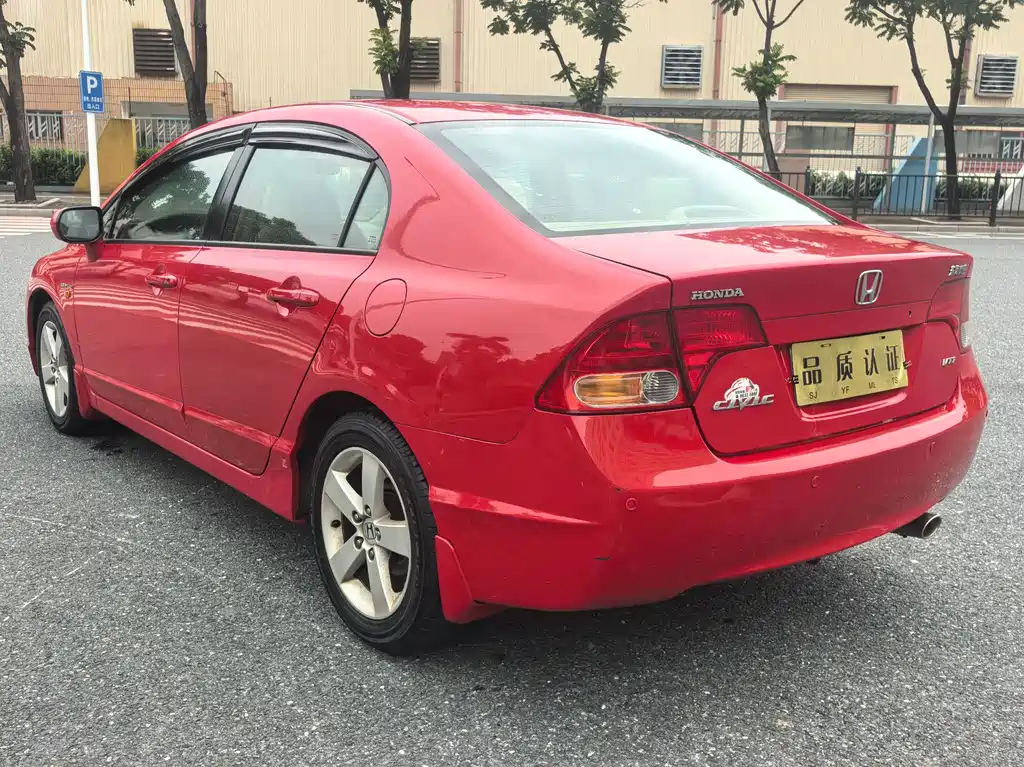 Honda Civic — миниатюра 7