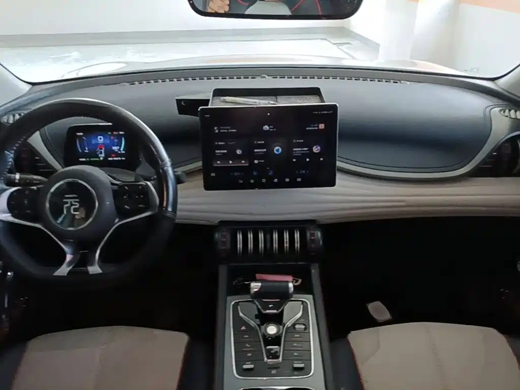 BYD Yuan Plus — миниатюра 10