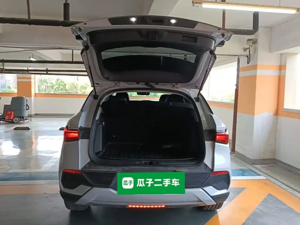 BYD Yuan Plus — миниатюра 19