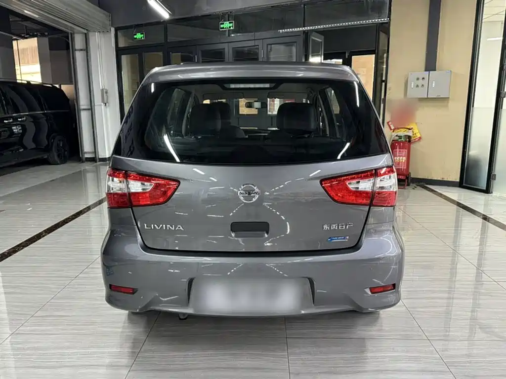Nissan Livina — миниатюра 3