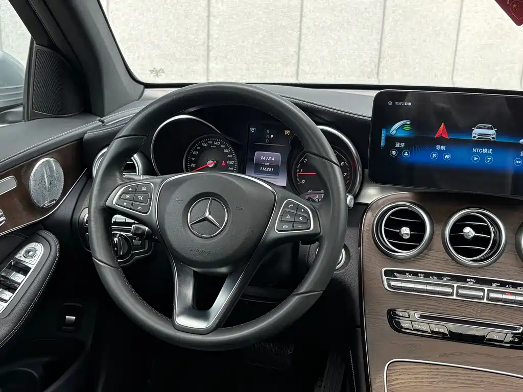 Mercedes-Benz GLC — миниатюра 13