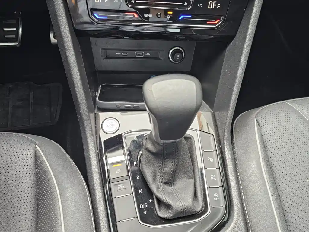 Volkswagen Tiguan L — миниатюра 10