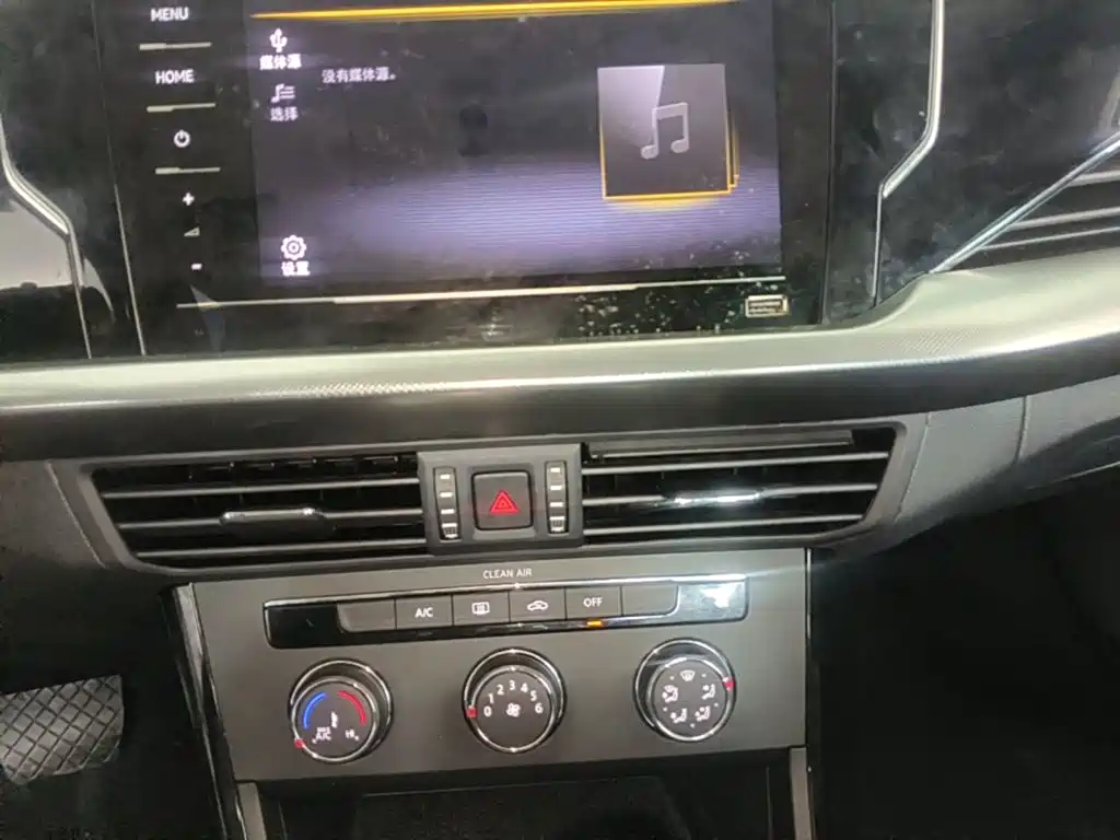 Volkswagen Passat — миниатюра 13