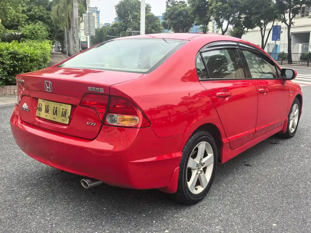 Honda Civic — миниатюра 9