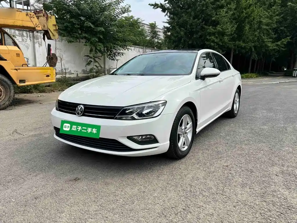 Volkswagen Lamando