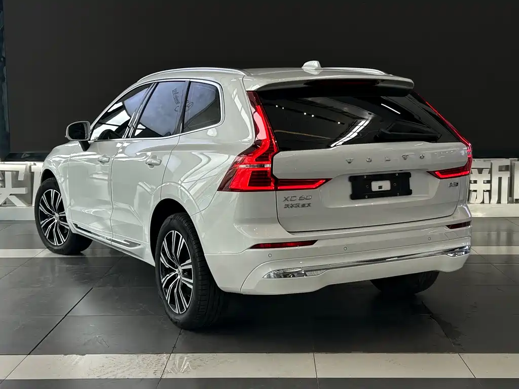 Volvo XC60 — миниатюра 9