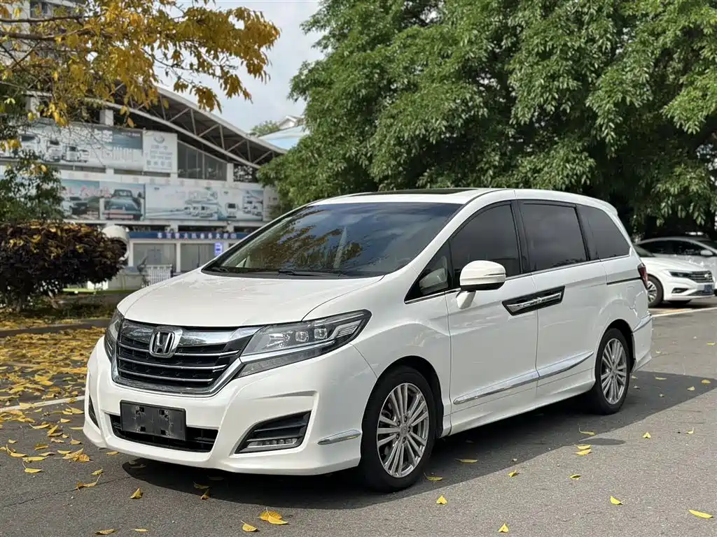 Honda Elysion 2017