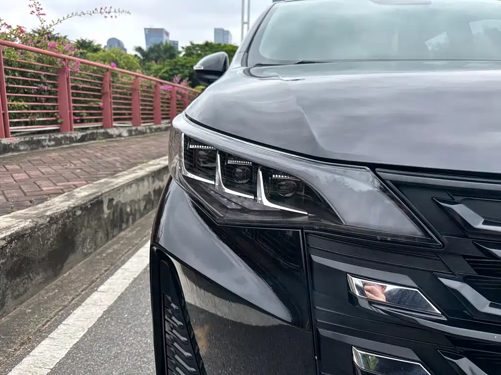 GAC Motor Trumpchi M6 — миниатюра 10