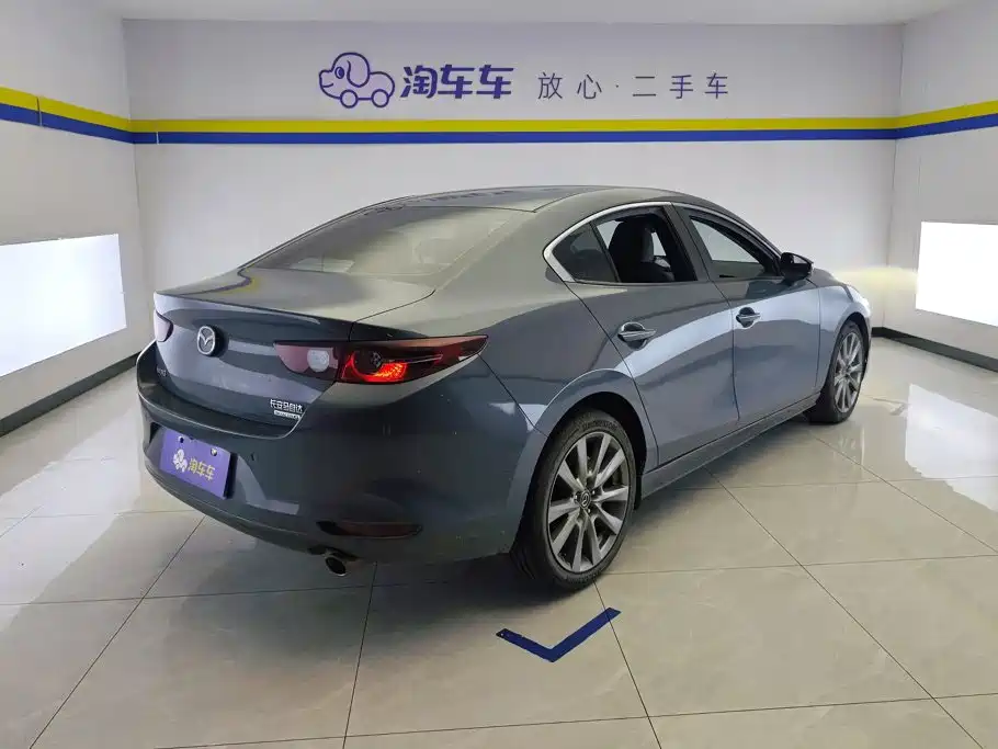 Mazda 3 Axela — миниатюра 3