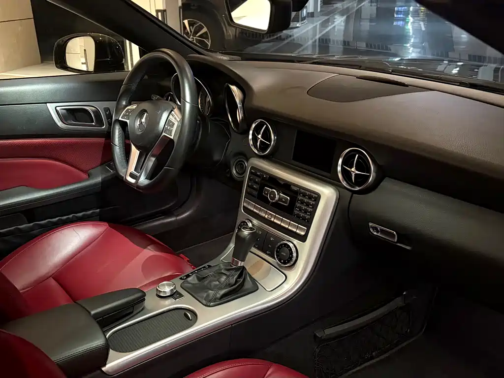 Mercedes-Benz SLK-Class — миниатюра 7