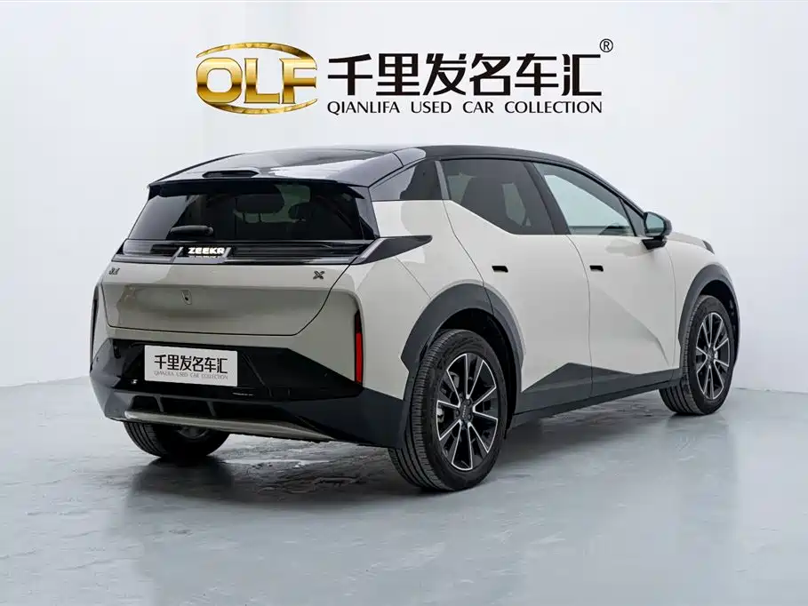 Zeekr X 2025 мест