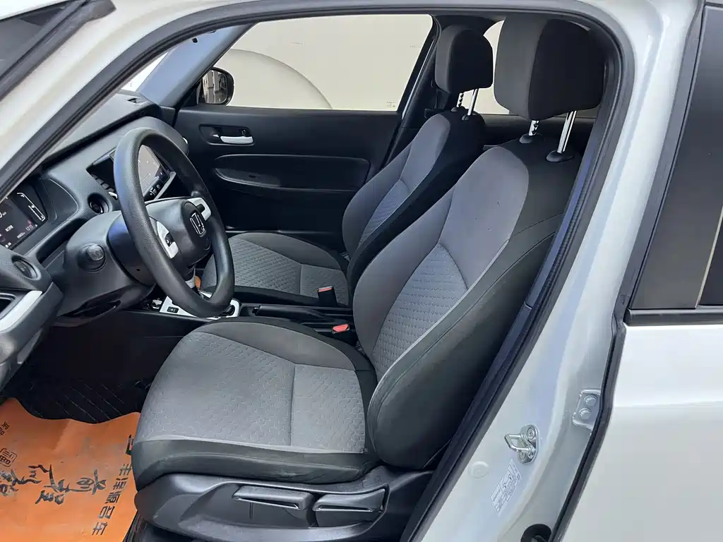Honda Fit — миниатюра 5