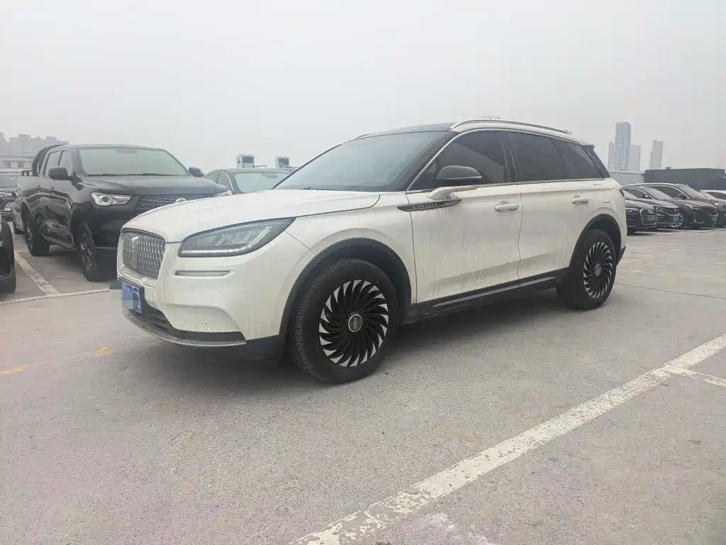 Lincoln Corsair 2020