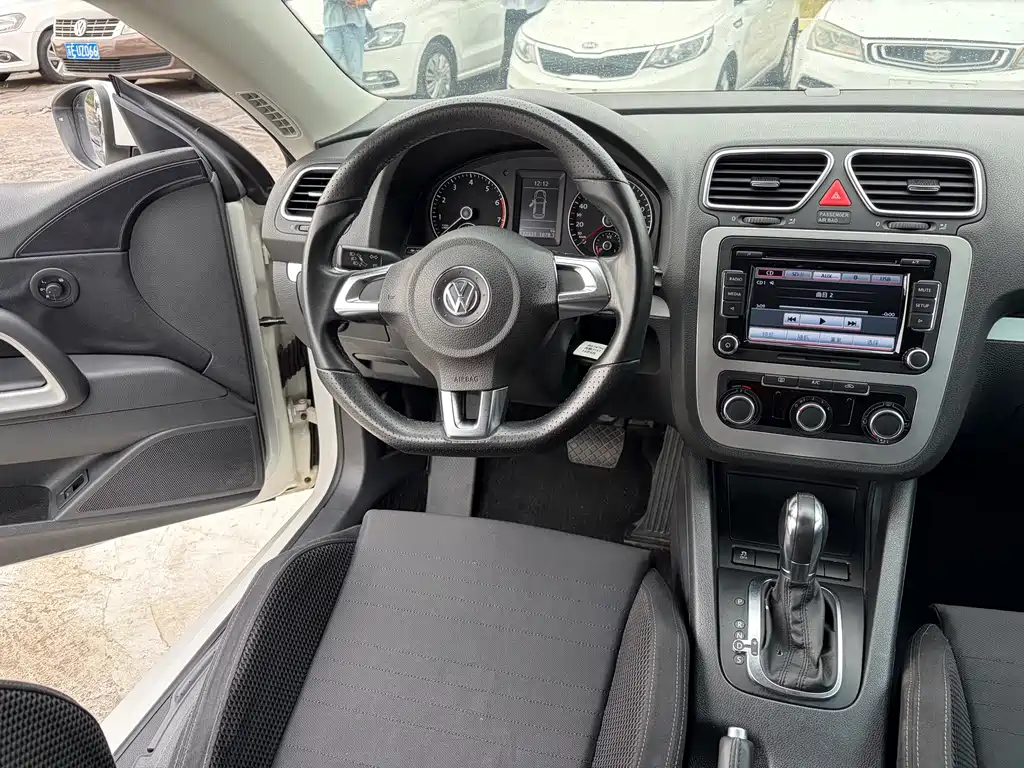 Volkswagen Scirocco — миниатюра 10