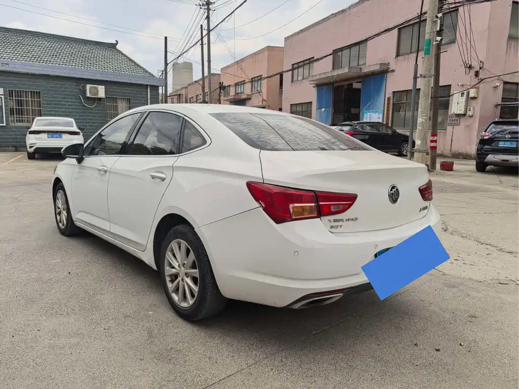Buick Verano — миниатюра 5