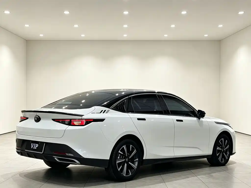 Changan Eado — миниатюра 12