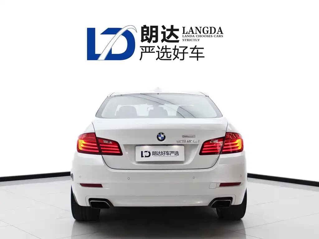 BMW 5 Series — миниатюра 8