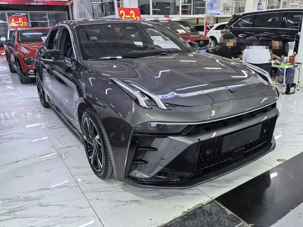 Lynk & Co 03 — миниатюра 3