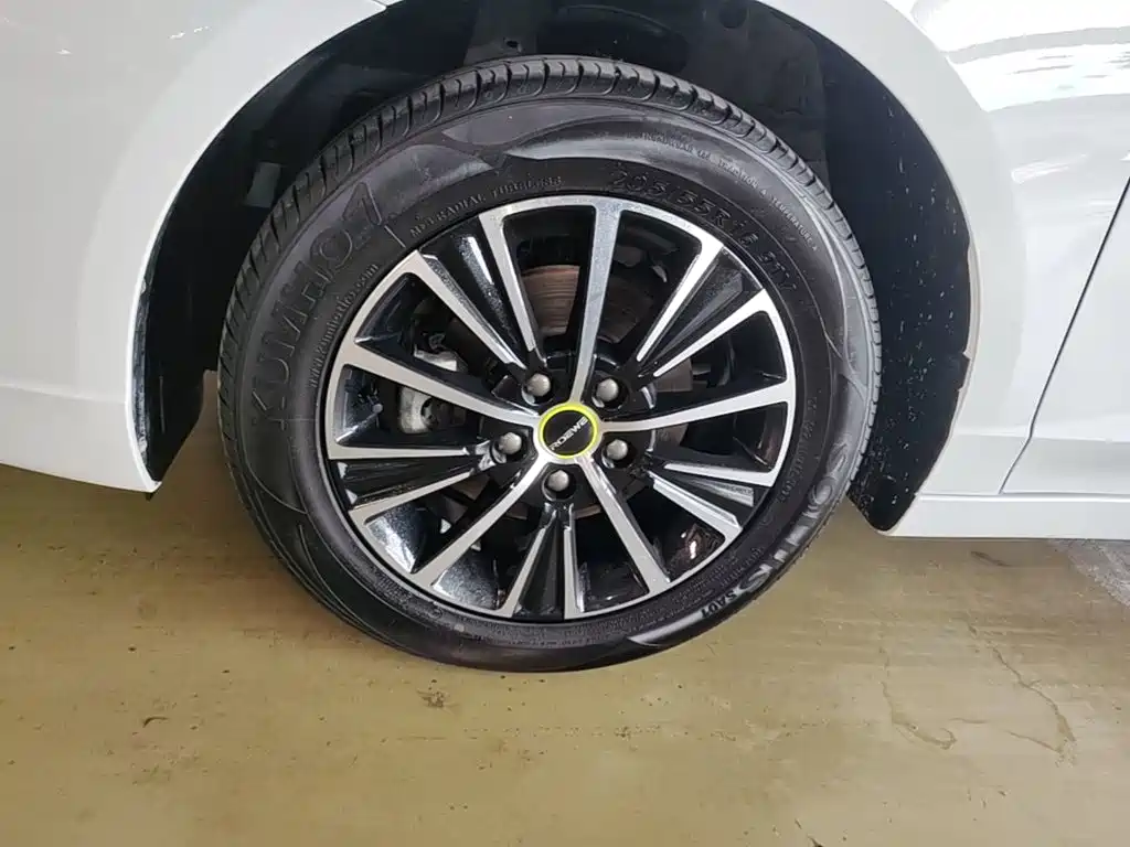 Roewe i5 — миниатюра 23