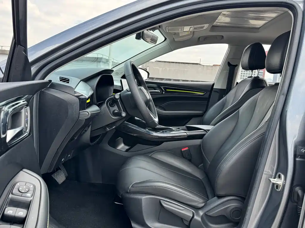 Roewe i5 — миниатюра 7