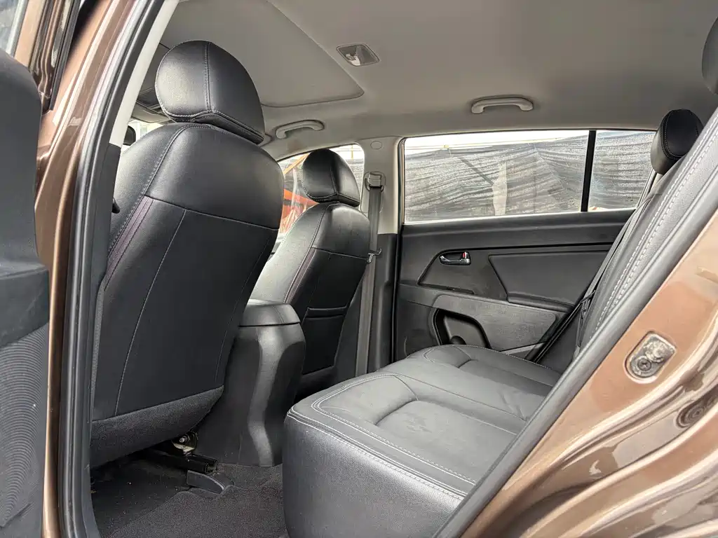 Kia Sportage — миниатюра 9
