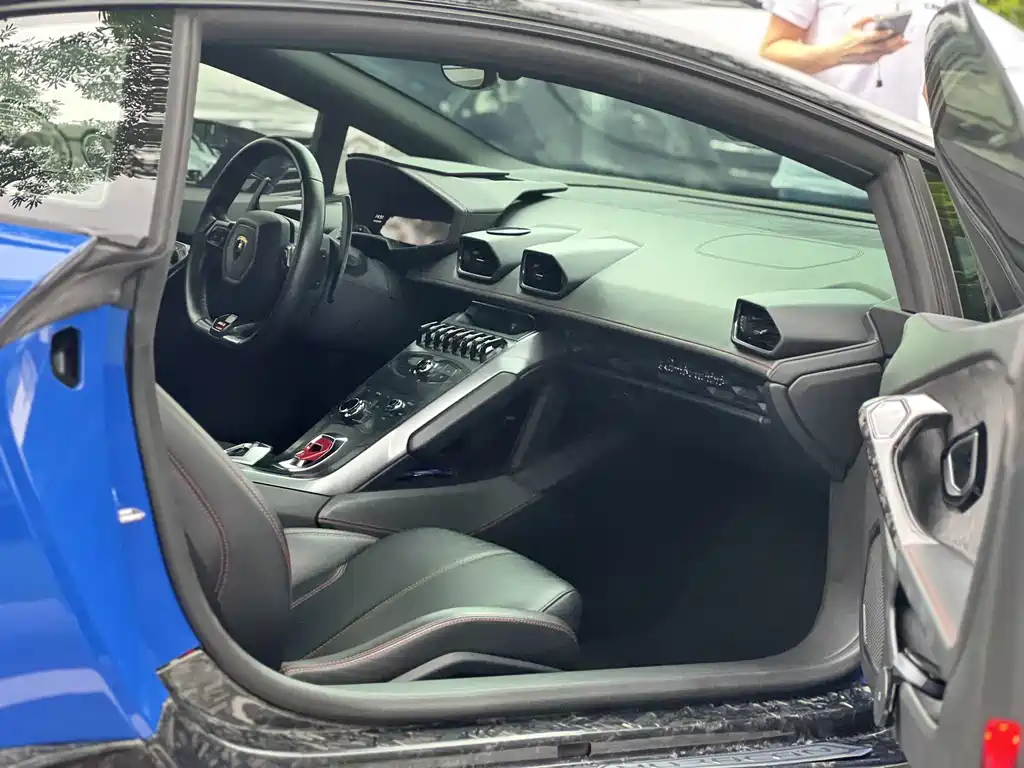 Lamborghini Huracán — миниатюра 12