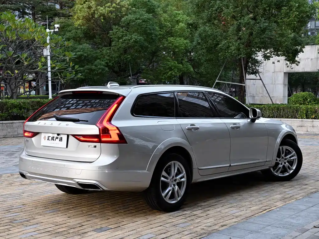 Volvo V90 — миниатюра 4