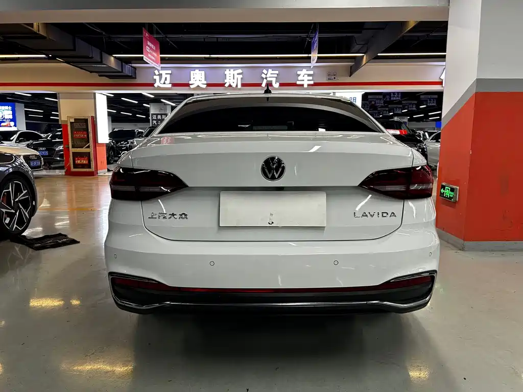 Volkswagen Lavida — миниатюра 11