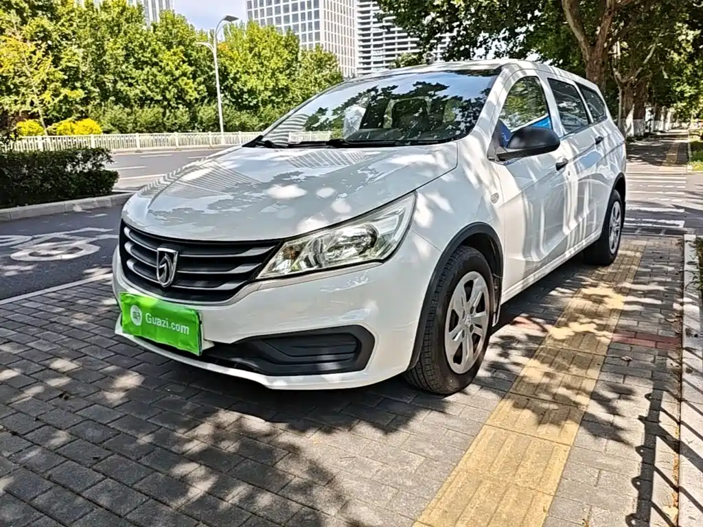 Baojun 310W — миниатюра 2