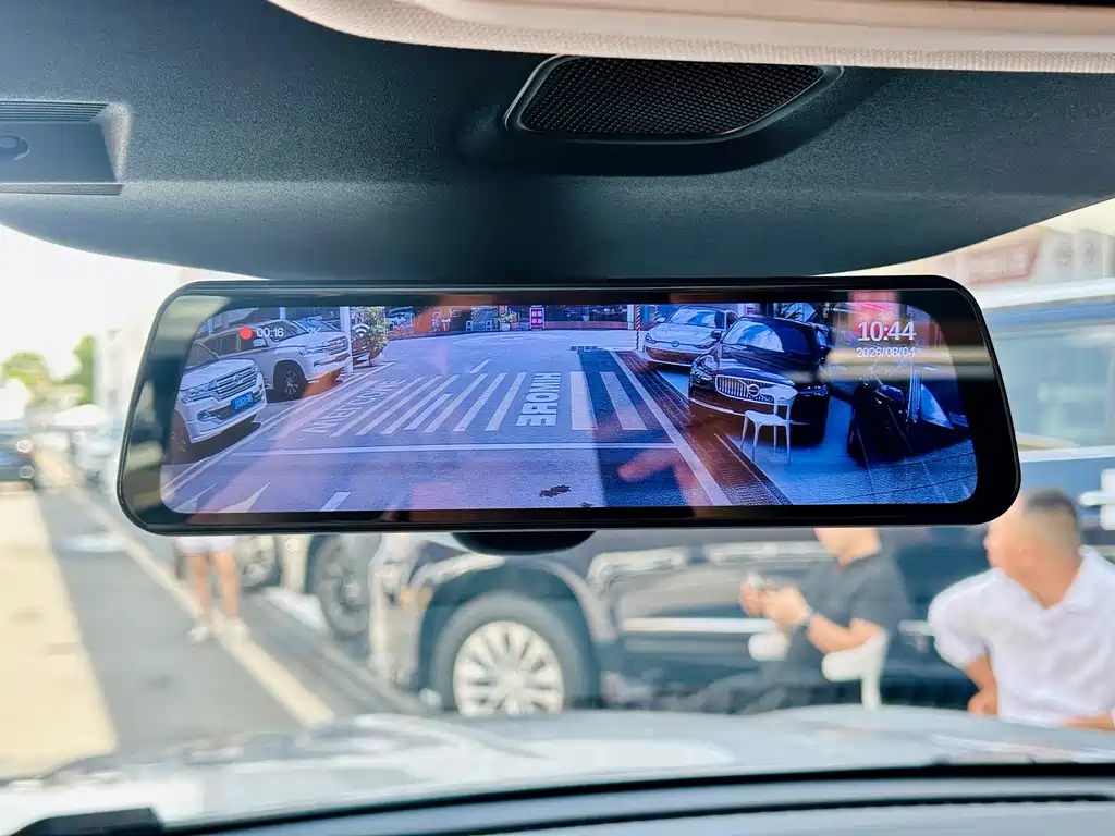 Lincoln Aviator — миниатюра 14