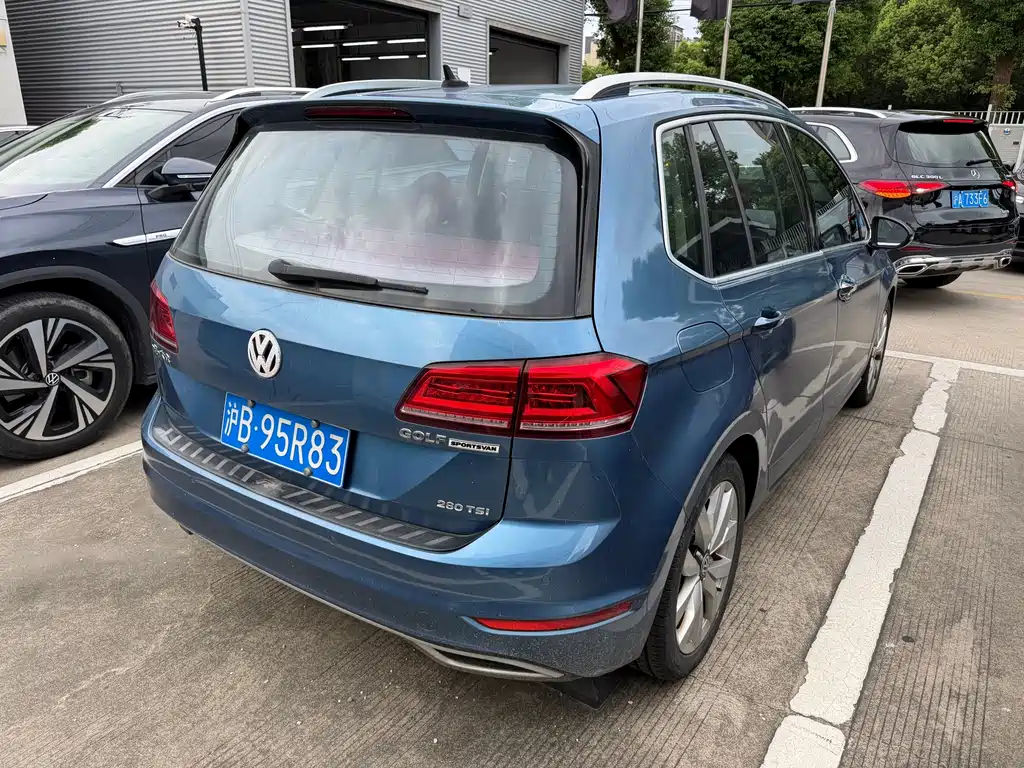 Volkswagen Golf Sportsvan — миниатюра 2